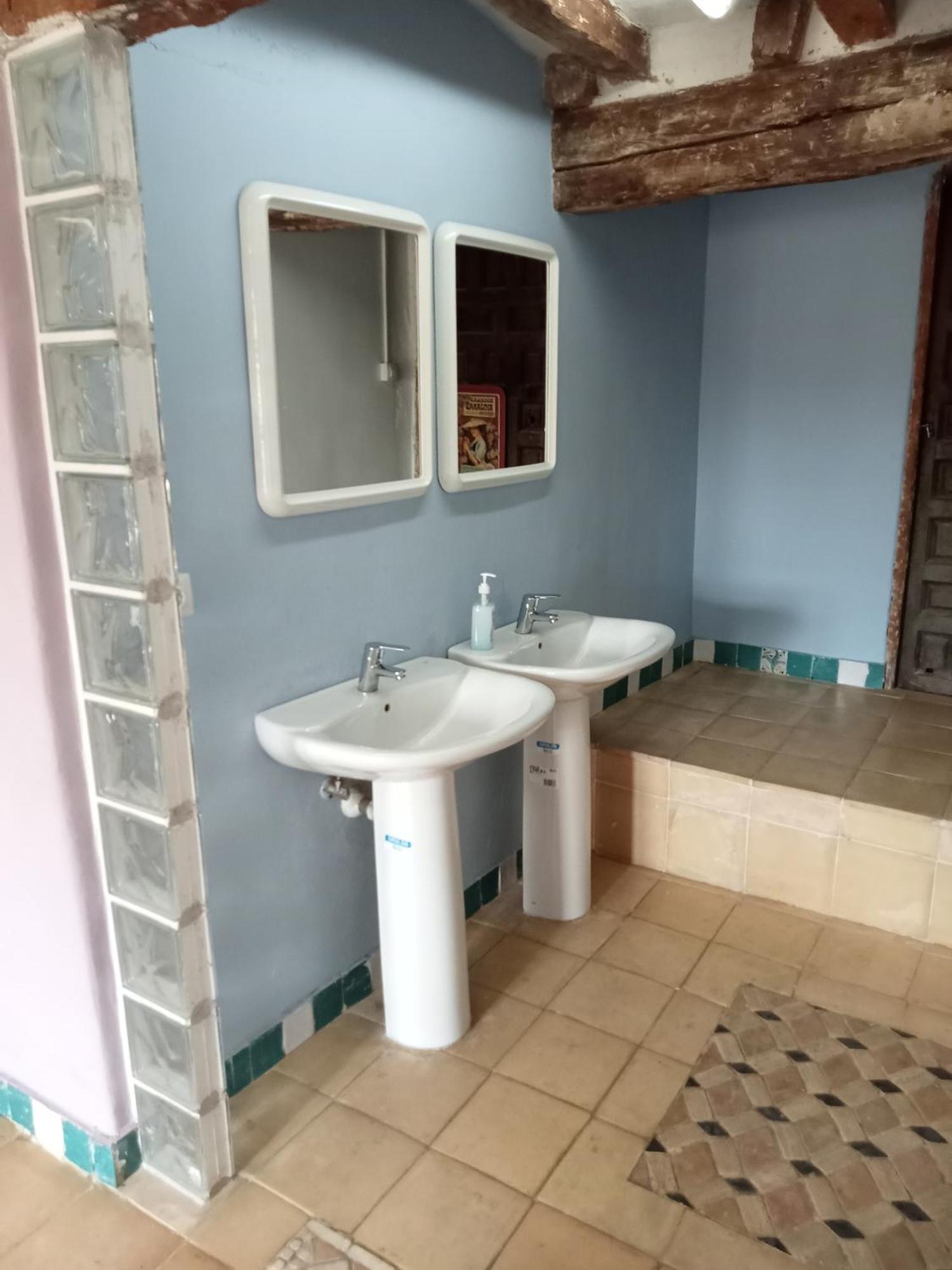 Albergue De Peregrinos Casa Nostra Castrojeriz Eksteriør billede