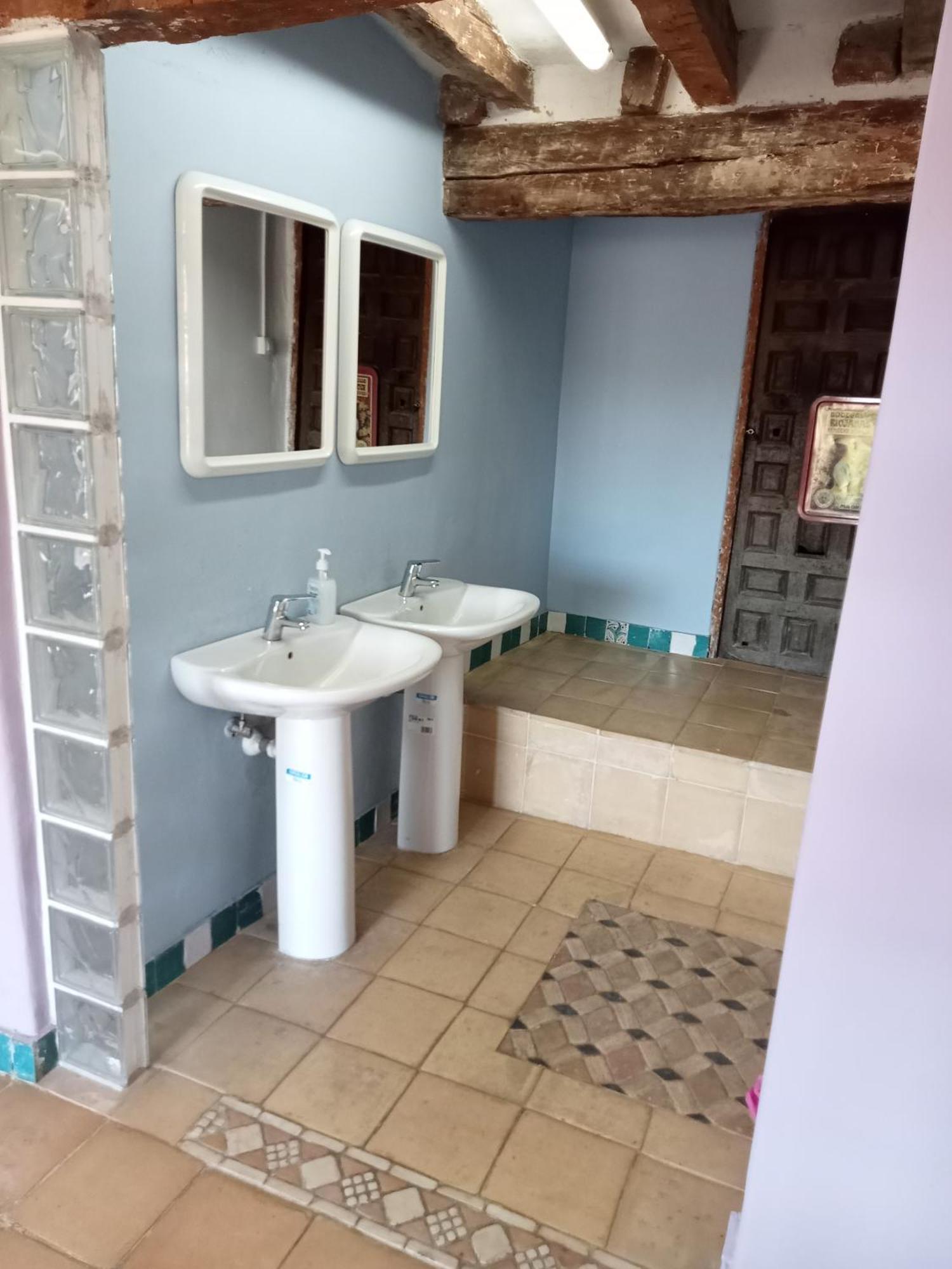 Albergue De Peregrinos Casa Nostra Castrojeriz Eksteriør billede